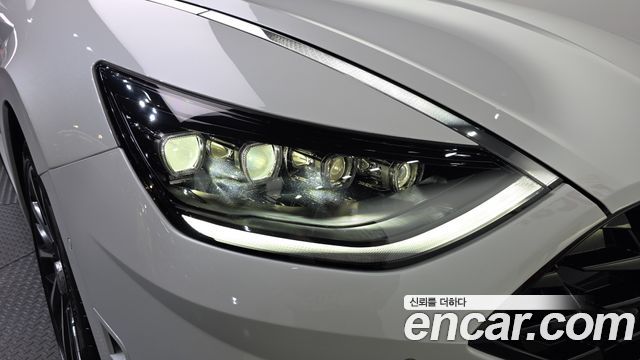 Hyundai Sonata 2022 — photo 8