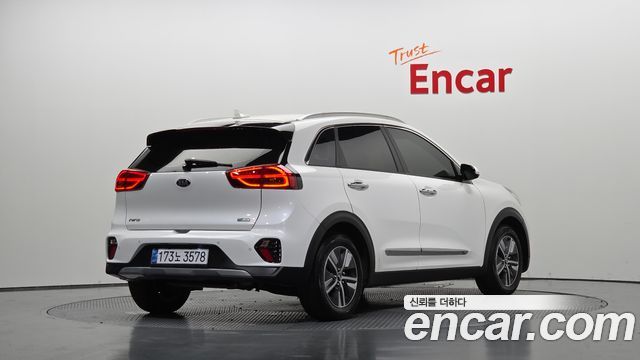 Kia Niro 2020 — photo 2