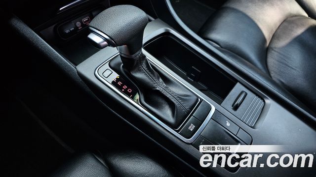 Kia K5 2018 — photo 9
