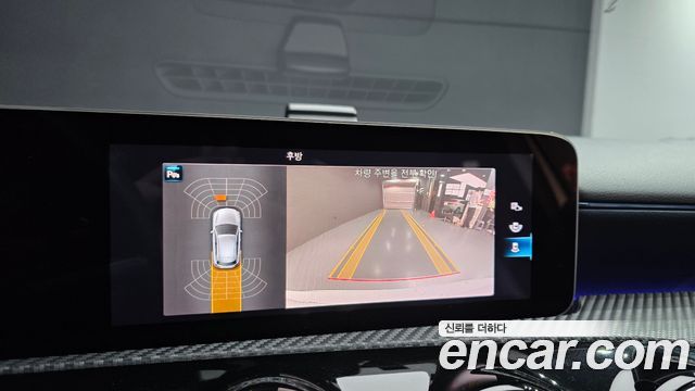 Mercedes-Benz A-Class 2020 — photo 17