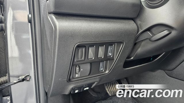 Renault Korea QM6 2021 — photo 18