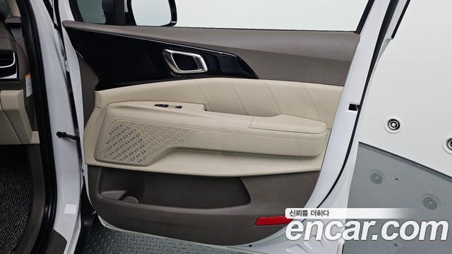 Kia Canival 2024 — photo 14
