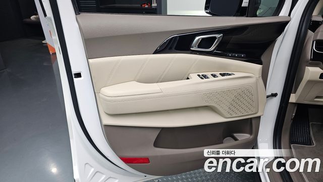 Kia Canival 2024 — photo 15