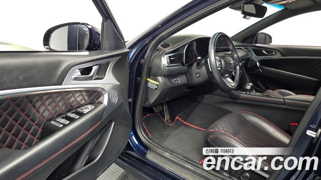 Genesis G70 2019 — photo 10