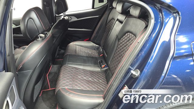 Genesis G70 2019 — photo 11