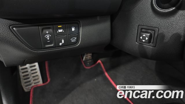 Genesis G70 2019 — photo 19