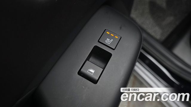 Hyundai Kona 2023 — photo 19