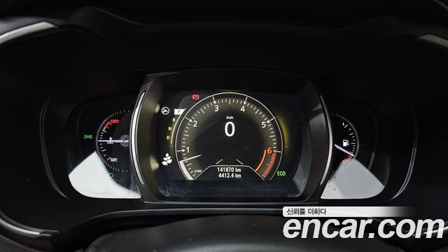 Renault Korea QM6 2021 — photo 11