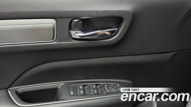 Renault Korea QM6 2021 — photo 28