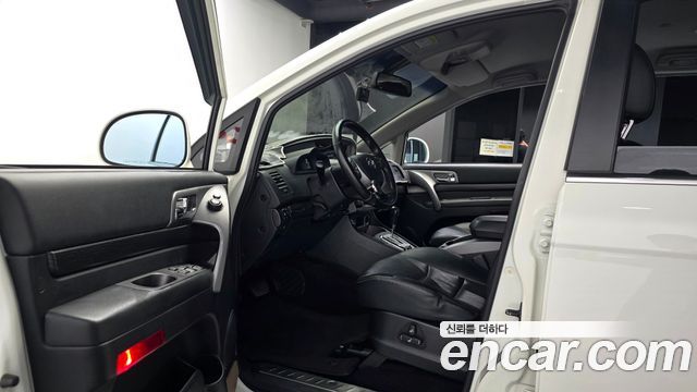 KG Mobility KORANDO 2018 — photo 10