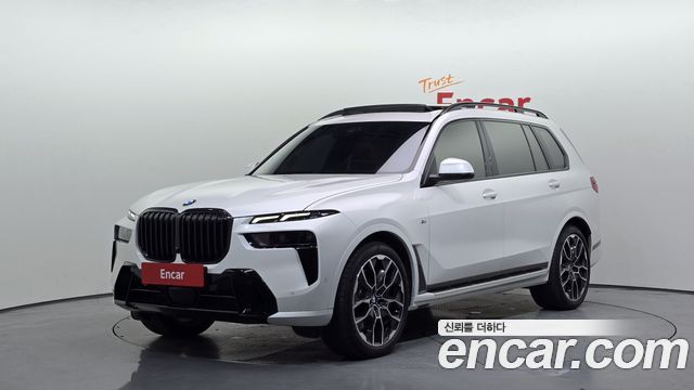 BMW X7 2025 — photo 1
