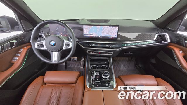 BMW X7 2025 — photo 10
