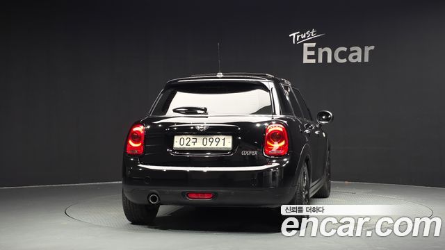 Mini Cooper 2016 — photo 4