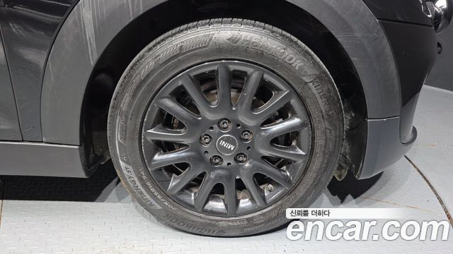 Mini Cooper 2016 — photo 7