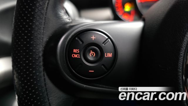 Mini Cooper 2016 — photo 30
