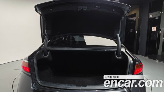 Kia K7 2019 — photo 20