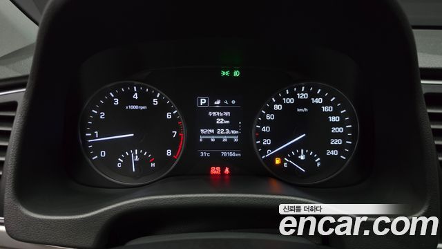Hyundai AVANTE 2018 — photo 8