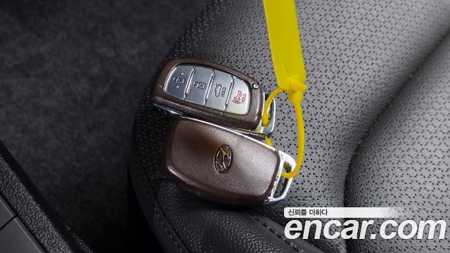 Hyundai AVANTE 2018 — photo 20