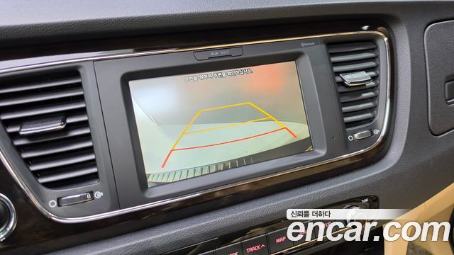 Kia Canival 2019 — photo 14