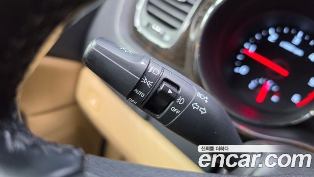 Kia Canival 2019 — photo 20