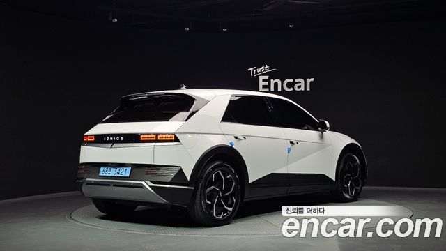 Hyundai Ioniq5 2022 — photo 2