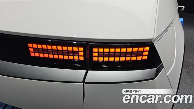 Hyundai Ioniq5 2022 — photo 9