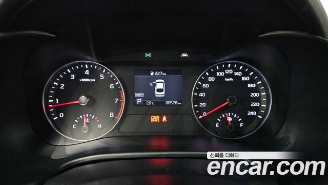 Kia K3 2019 — photo 8