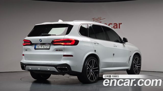 BMW X5 2022 — photo 2