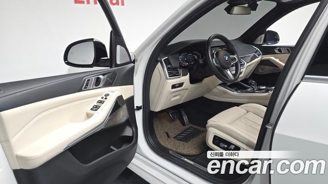 BMW X5 2022 — photo 13