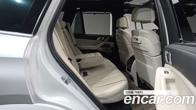 BMW X5 2022 — photo 18