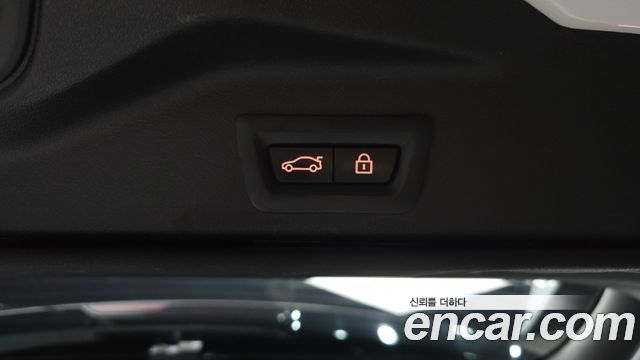 BMW X5 2022 — photo 26