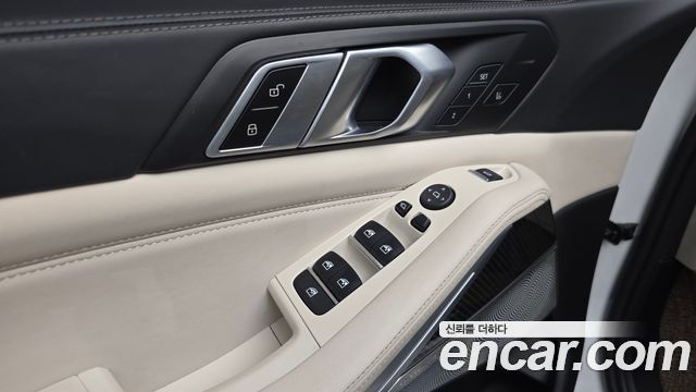 BMW X5 2022 — photo 27