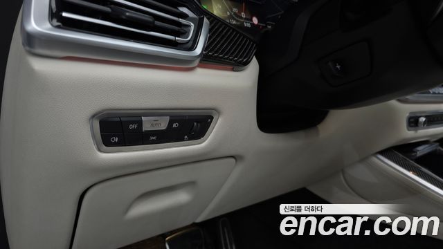 BMW X5 2022 — photo 28