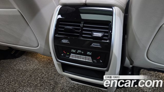 BMW X5 2022 — photo 34