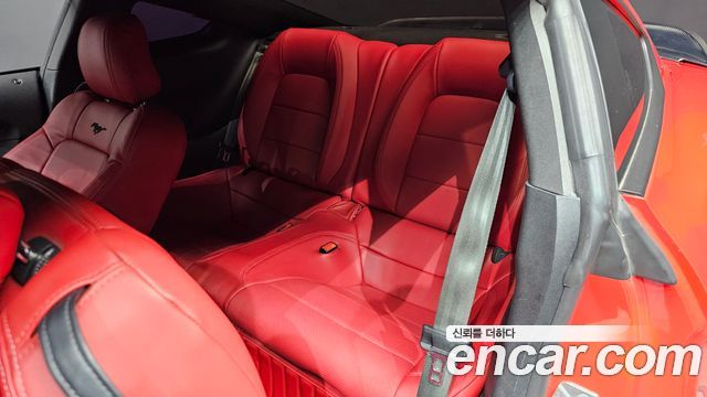 Ford Mustang 2019 — photo 11