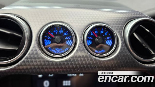 Ford Mustang 2019 — photo 19