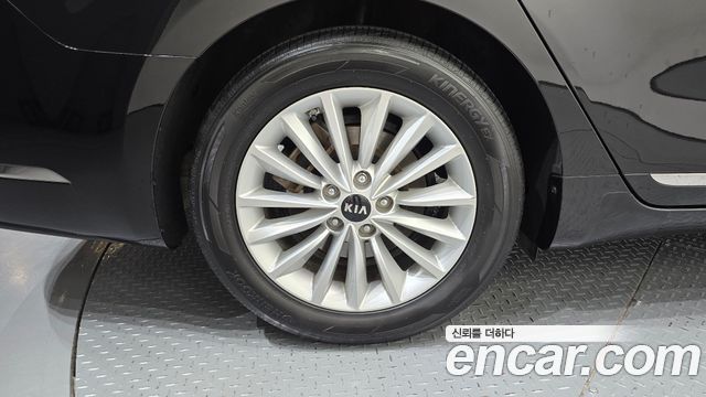 Kia K7 2016 — photo 5