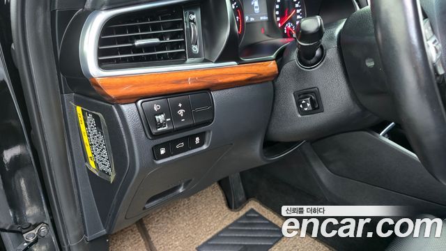 Kia K7 2016 — photo 16