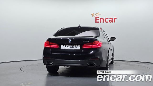 BMW 5-Series 2017 — photo 4