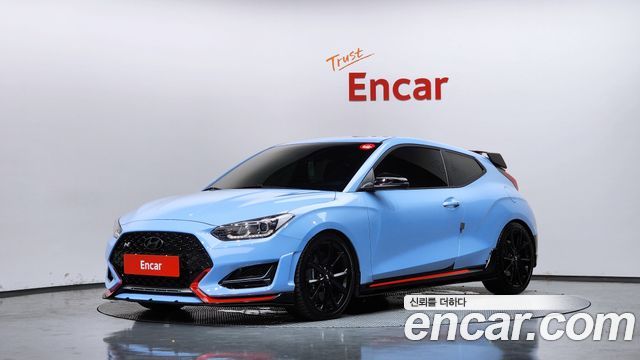 Hyundai Veloster 2019 — photo 1