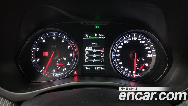 Hyundai Veloster 2019 — photo 11