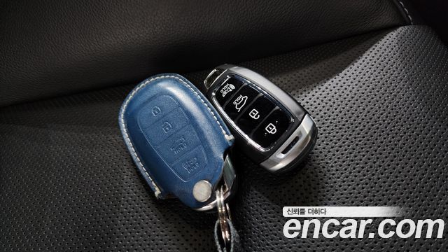 Hyundai Veloster 2019 — photo 22