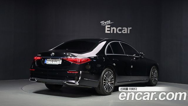 Mercedes-Benz S-Class 2022 — photo 2