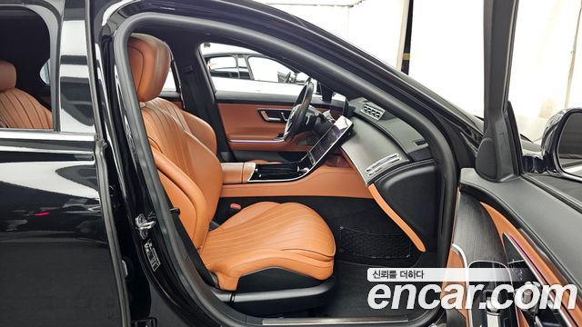 Mercedes-Benz S-Class 2022 — photo 17