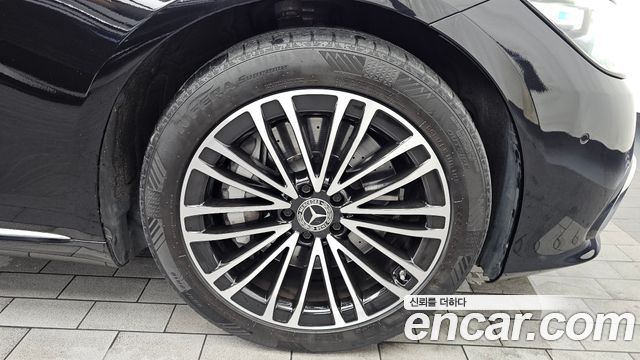 Mercedes-Benz S-Class 2022 — photo 7
