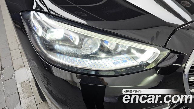 Mercedes-Benz S-Class 2022 — photo 8