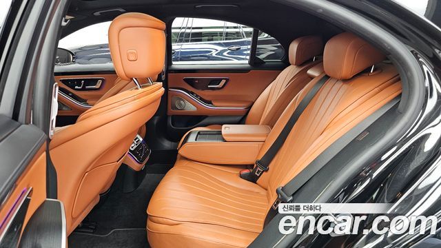 Mercedes-Benz S-Class 2022 — photo 16