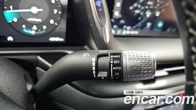 Genesis G90 2022 — photo 26
