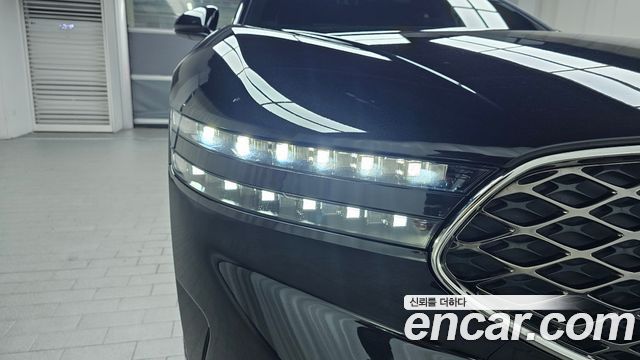 Genesis G90 2022 — photo 8