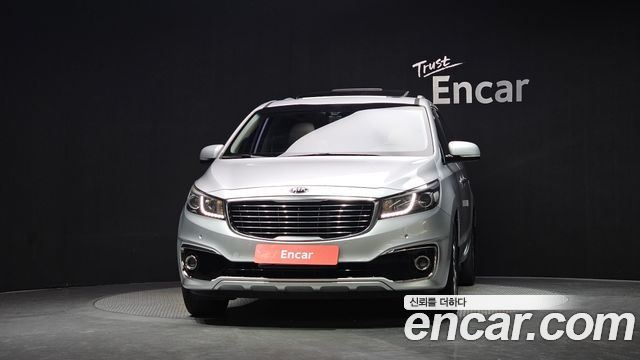 Kia Canival 2016 — photo 3